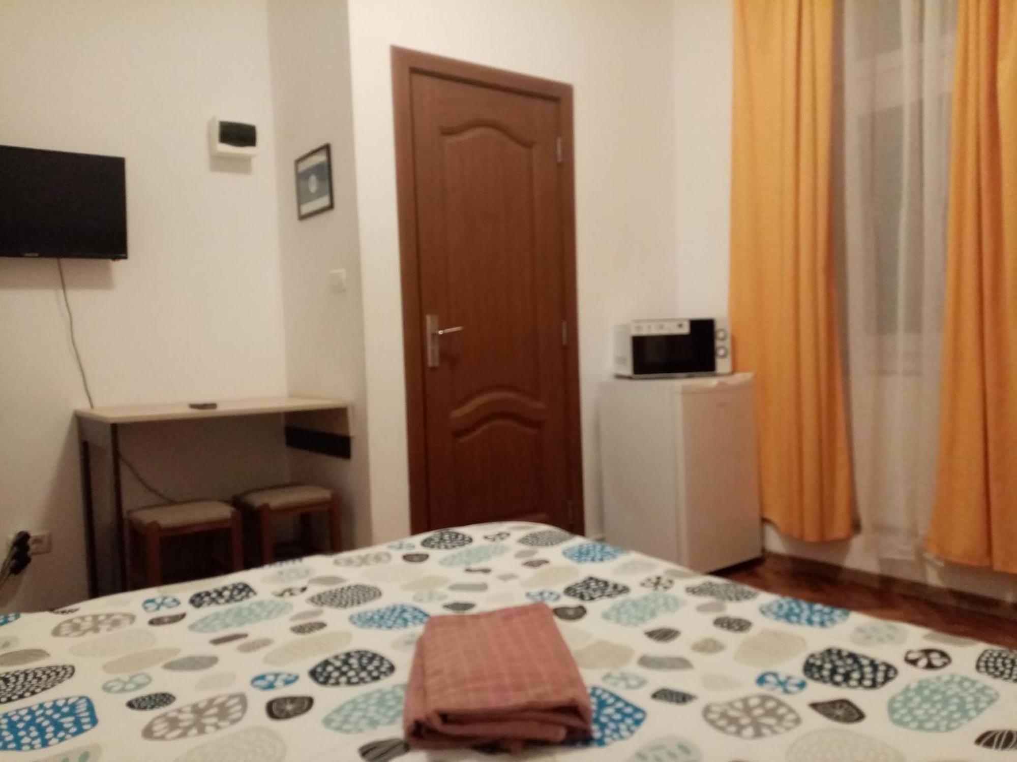 Central Studio In Historic Center Brasov Exterior photo